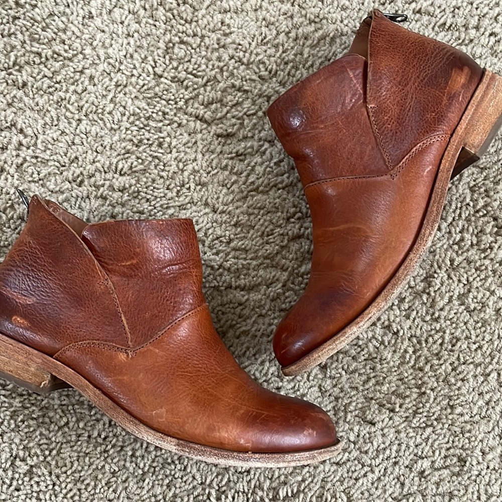 Kork Ease boots size 7.5